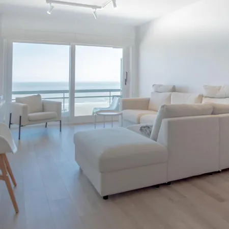 Luxurious With Stunning Sea View Lejlighed *
