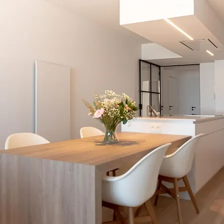 Luxurious With Stunning Sea View *