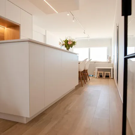 Luxurious With Stunning Sea View Lejlighed *