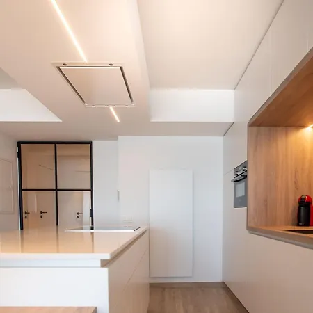 Apartment Luxurious With Stunning Sea View