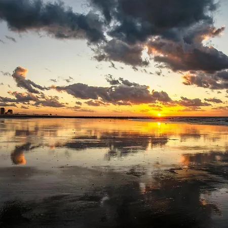 Apartment Luxurious With Stunning Sea View